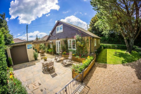 Swallows Nest - Covehurst Bay Cottage